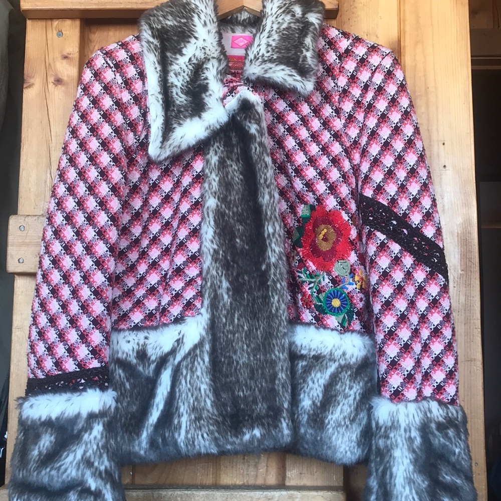 Oilily faux fur trim jacket💕